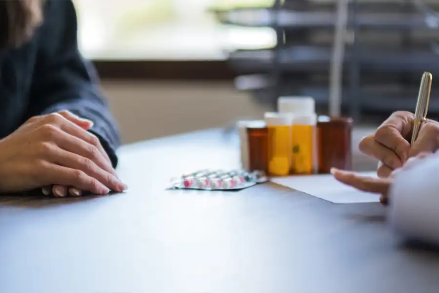 دارودرمانی در بحران چیست؟