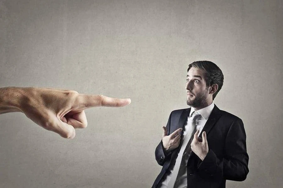 راهکار غلبه بر ترس از قضاوت
